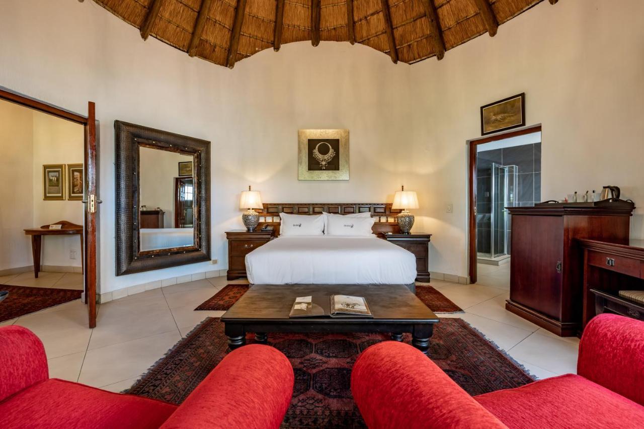 Zulu Nyala Country Manor Hotel Johannesburg Buitenkant foto