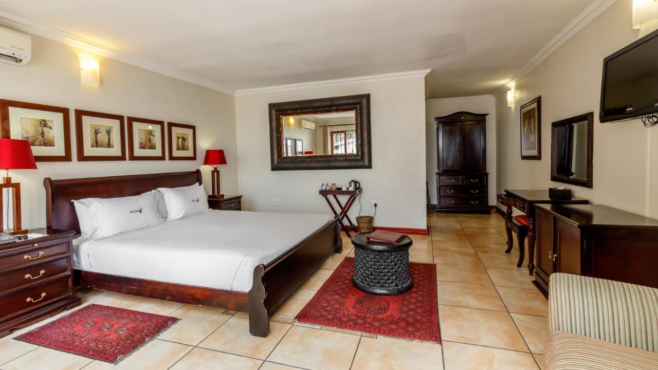 Zulu Nyala Country Manor Hotel Johannesburg Buitenkant foto
