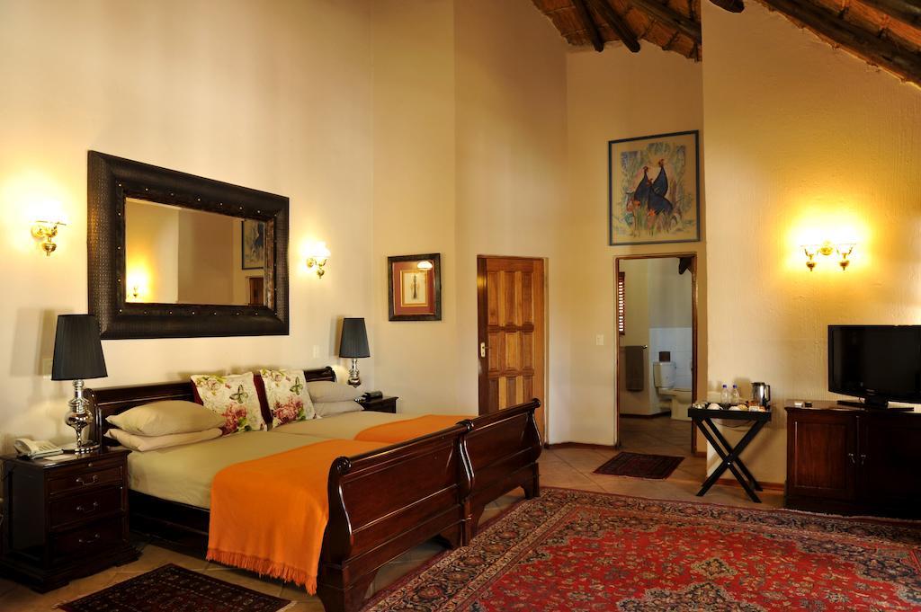 Zulu Nyala Country Manor Hotel Johannesburg Buitenkant foto