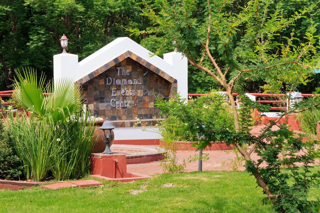 Zulu Nyala Country Manor Hotel Johannesburg Buitenkant foto