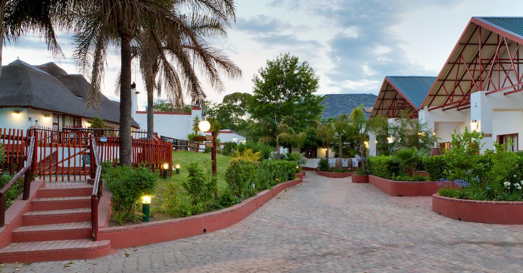 Zulu Nyala Country Manor Hotel Johannesburg Buitenkant foto