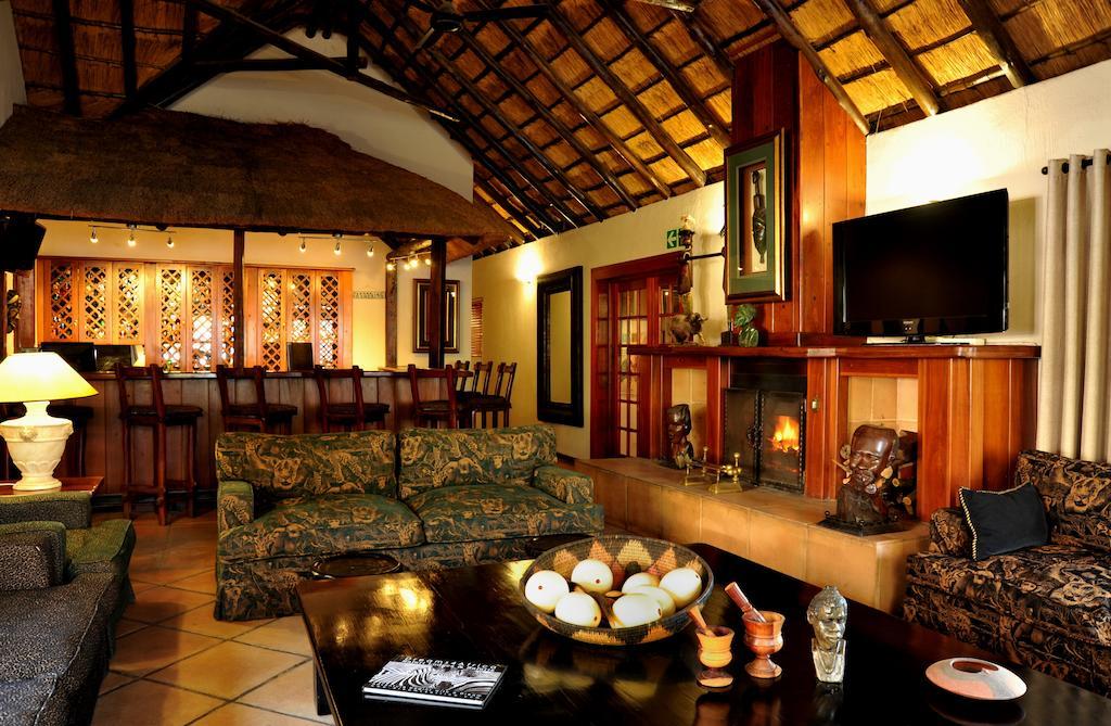 Zulu Nyala Country Manor Hotel Johannesburg Buitenkant foto